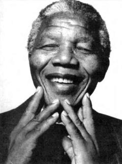 mandela v-shin sign.jpg